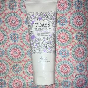 7 Days Ariul Phyto Body Cream